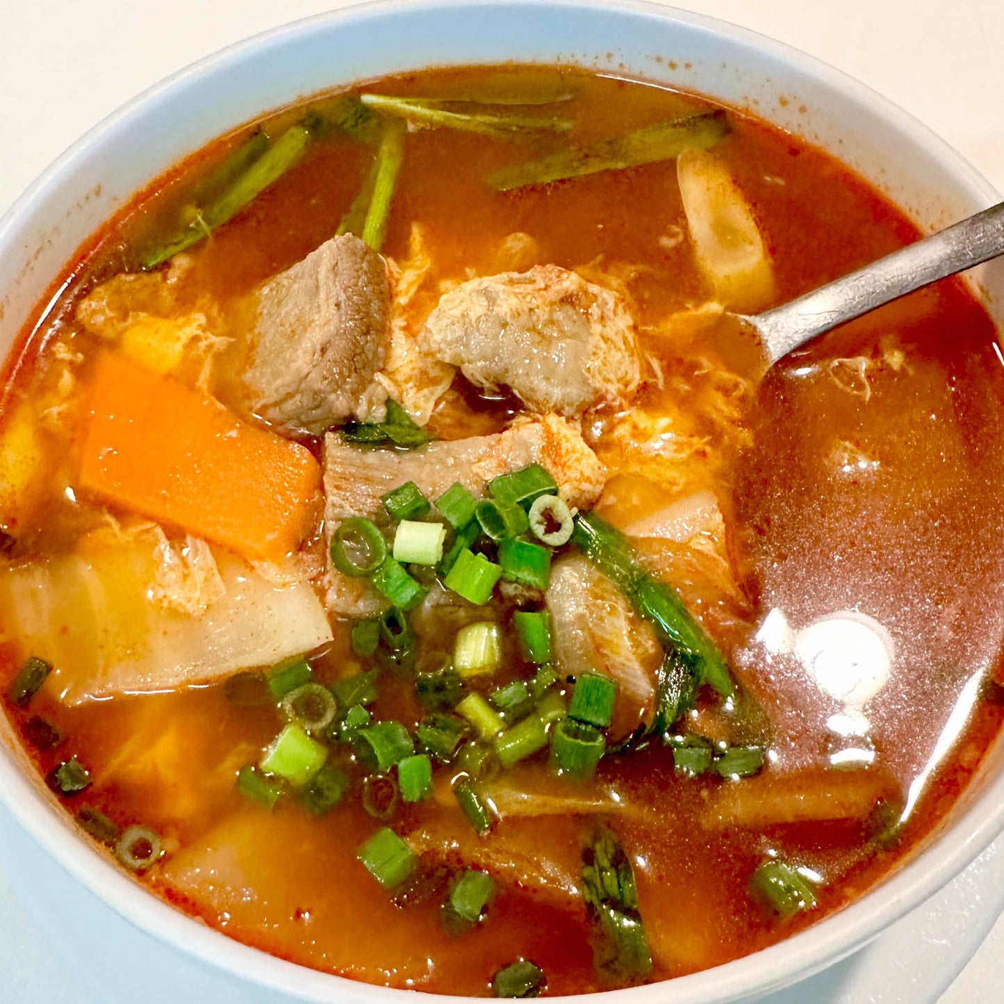 カルビスープ(角切の黒毛和牛がごろごろ)